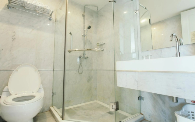 Thomson Residence Hotel