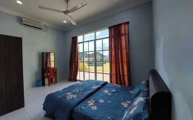 AL' Indara Bunglow Homestay Taiping