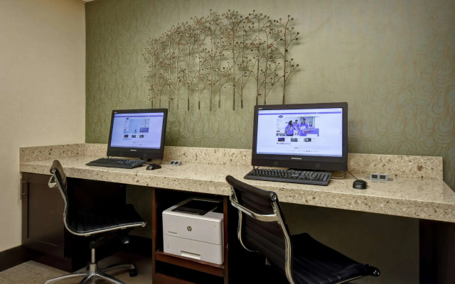 Hampton Inn Atlanta-Mall Of Georgia