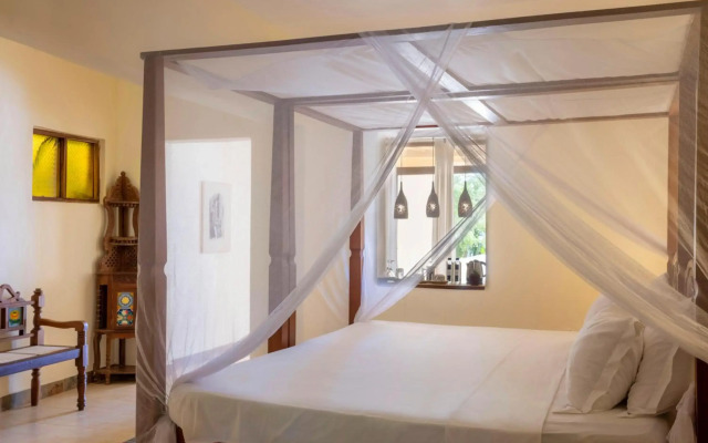 Blue Marlin Beach Hotel