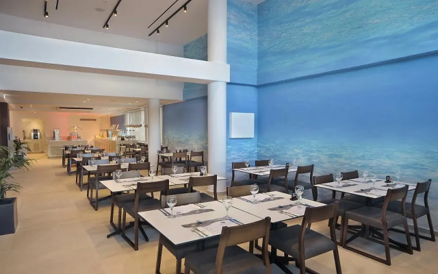 Okeanos Beach Boutique Hotel