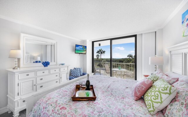 Beachfront Condo in Resort-style Community With Pool