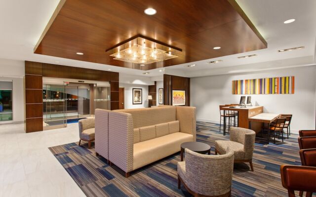 Holiday Inn Express & Suites Houston SW - Medical Ctr Area