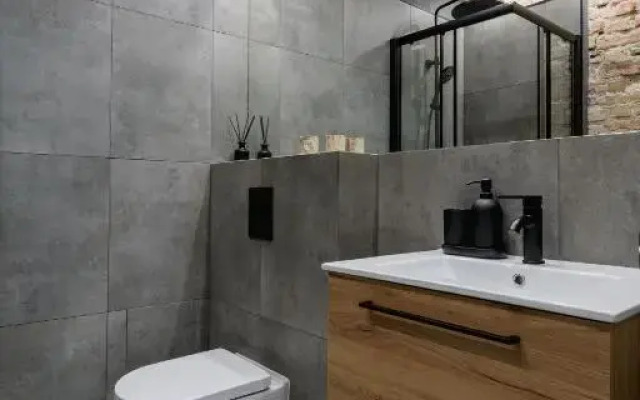 oompH Warsaw Nowy Swiat Apartment