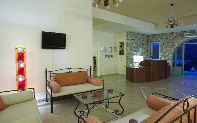 Asterias Boutique Hotel