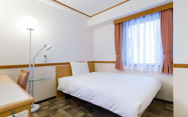 Toyoko Inn Nishitetsu Kurume-Eki Higashi-Guchi