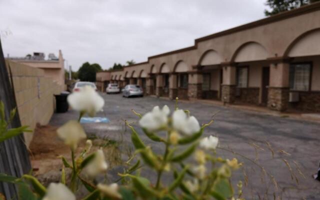 Bartlett Motel
