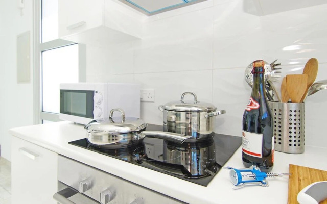 Caren Paralimni in Paralimni