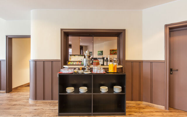 Hotel Maxim Dusseldorf City