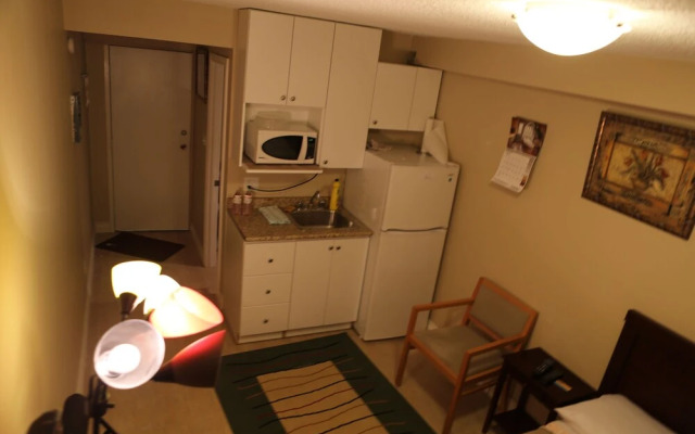 Toronto Furnished Living