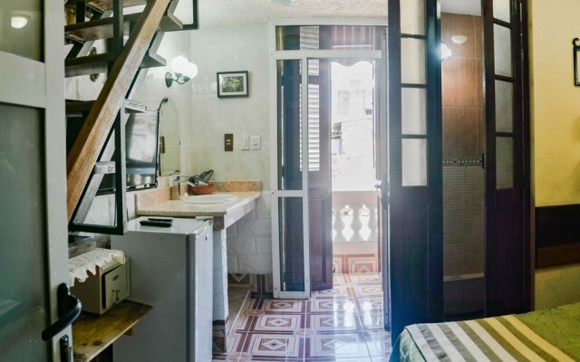 Hostal Peregrino Consulado