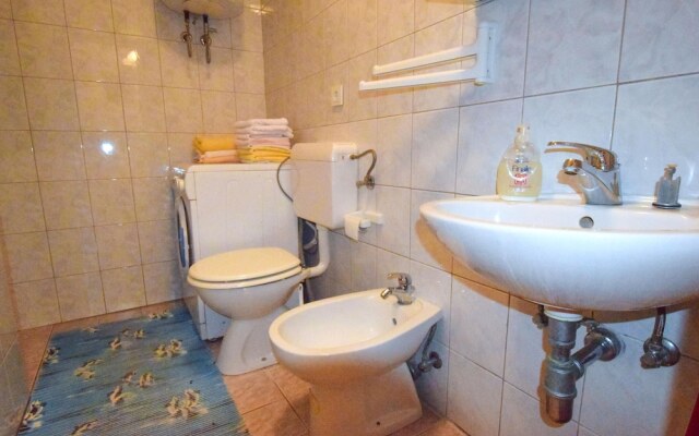 Apartment Mira