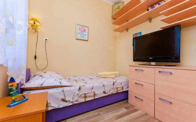 Sunny Apartment