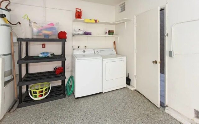 404 E. Oceanfront (68449)