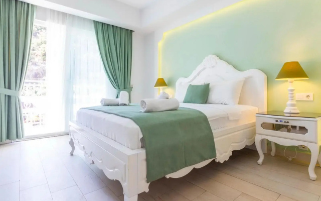 Montebello Deluxe