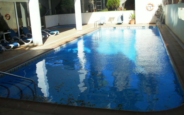 Vidalbir Apartahotel