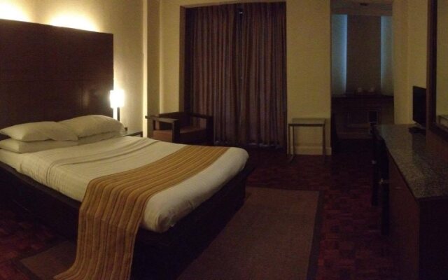 Lantaka Hotel by the Sea