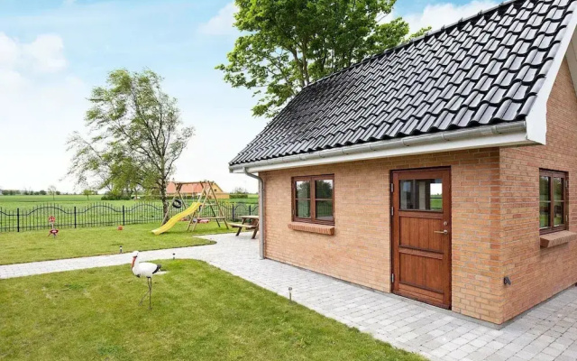 8 Person Holiday Home in Harpelunde-by Traum