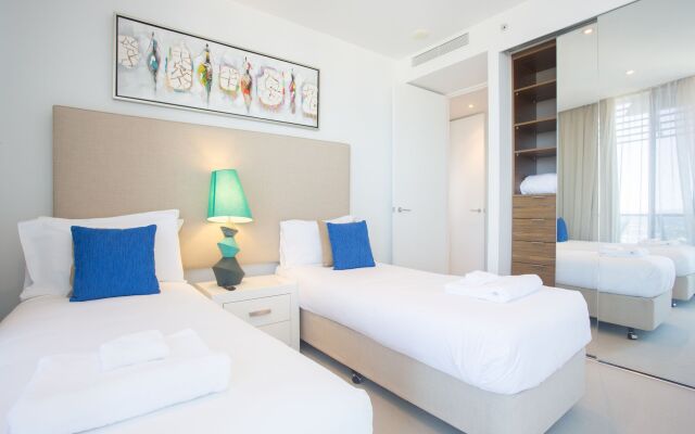 The Oracle Resort Broadbeach - GCLR