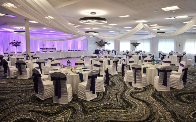 DoubleTree by Hilton Pittsburgh Monroeville Conv Center