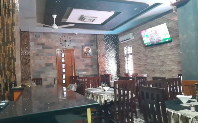 Mazola Diamond Hotel