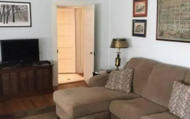 Riverboat Bed & Breakfast