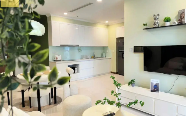 Landmark 81 Magical Tower Apartment