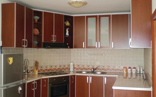 Awesome Home in Igalo With Wifi and 2 Bedrooms