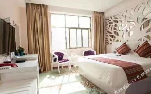 Qujing linyuan theme hotel