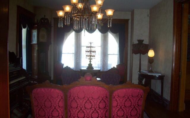 Hermansader's Victorian Mansion