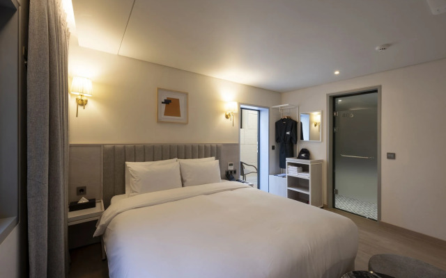 Yeonsan Hound Hotel