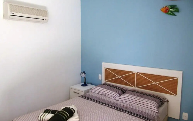 Picasso Flat