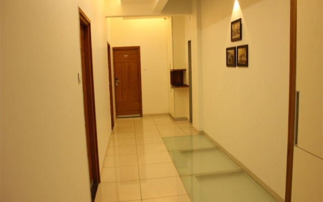 Hotel Sri Sri Executive Lodging