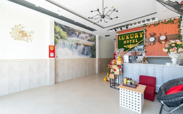 OYO 238 Luxury Motel