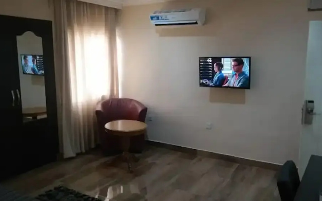 Zizi Luxury Apartment
