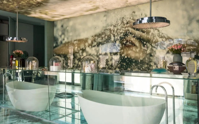 WC by The Beautique Hotels