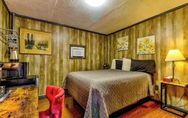 Panther Creek Cabins