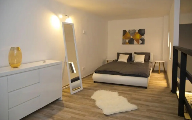 BPM-Fancy Apartment of Budapest
