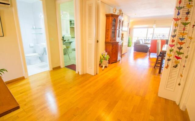 High Quality apartment 40 meters from beach