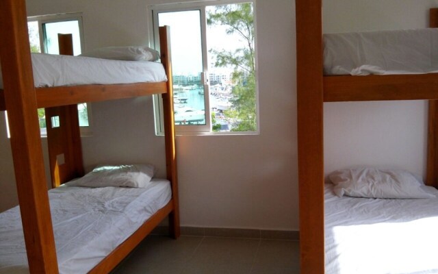 Hostel Punta Sam