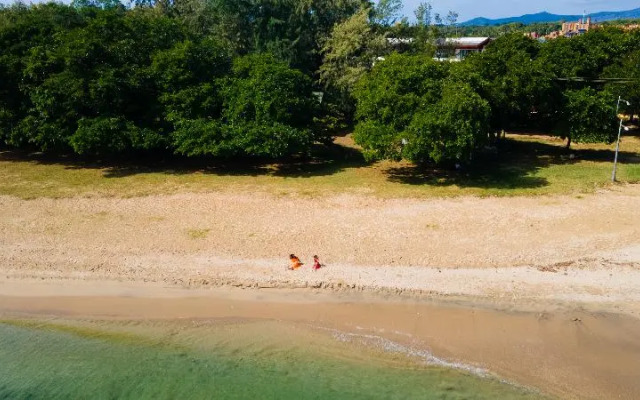 Ocean's Creek Beach Hotel