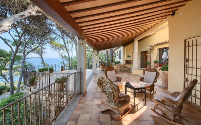 Villa Enrich