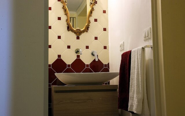 Palazzo Nicastro Guest House Red