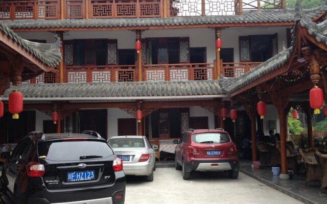 Moshang Huakai Guesthouse