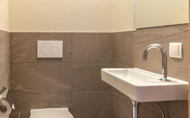 Stylish apartment with sauna, ski area at 600 m