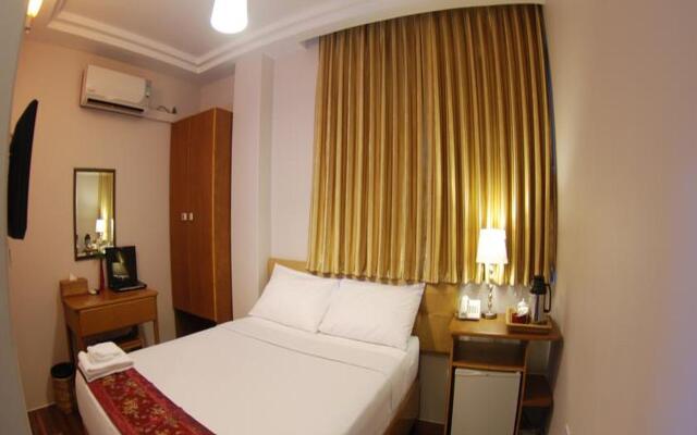 Holiday Hotel Yangon