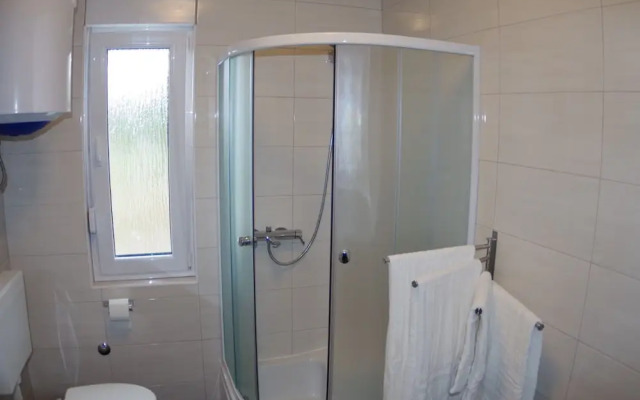 Apartment in Krnica Near Beach & BBQ