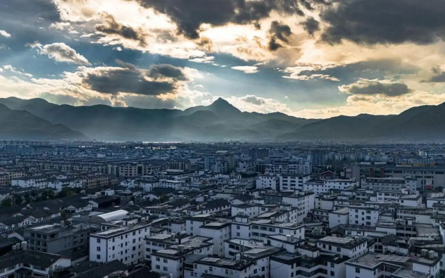 Ziyu Holiday Hotel (Lijiang Ancient City)