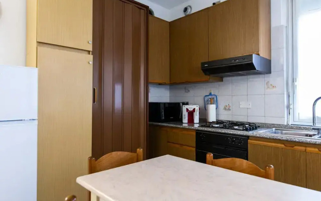 Pisani 4 in Monza With 1 Bathrooms