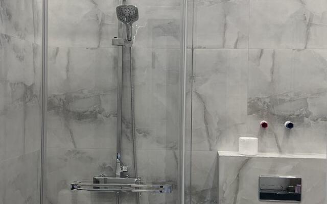 Superior apartment on Aleksey Kozin street 2